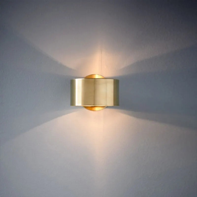 Modern Gold Wall Lamp for Hotels, Restaurants & Elegant Homes