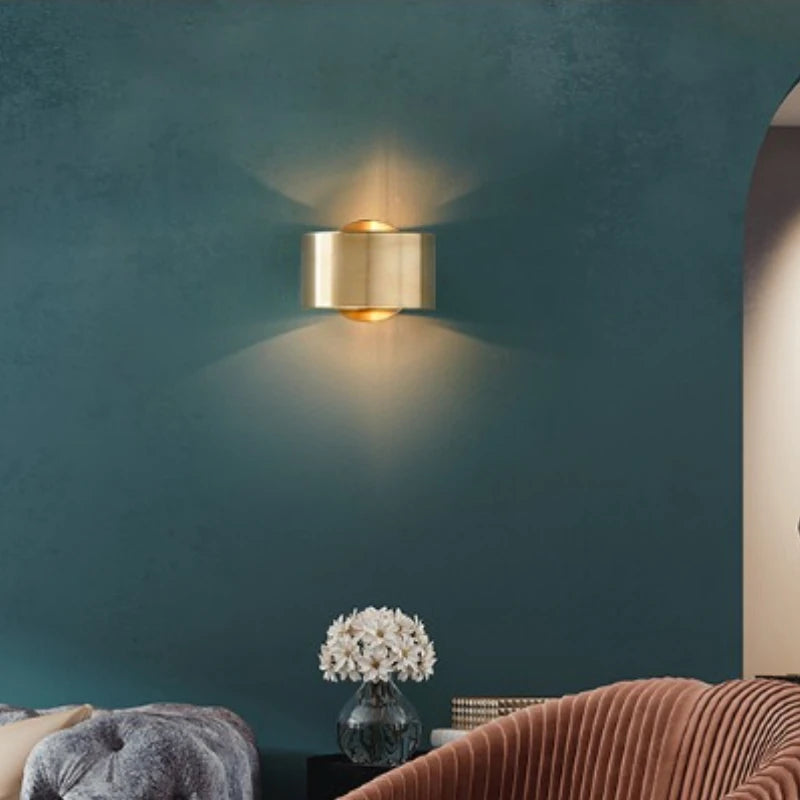 Modern Gold Wall Lamp for Hotels, Restaurants & Elegant Homes
