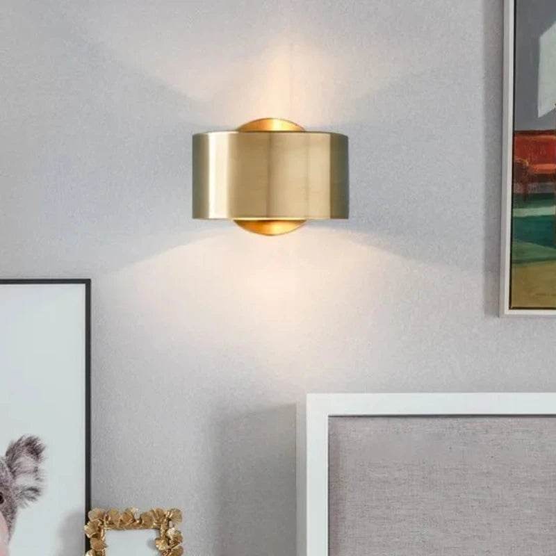 Modern Gold Wall Lamp for Hotels, Restaurants & Elegant Homes